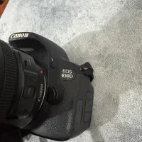 دوربین ۶۵۰ D کنون بسیار تمیز