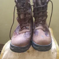 فروش یک جفت بوت انگلیس.