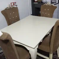 میز ناهار خوری