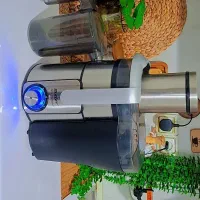 آبمیوه گیری مایر