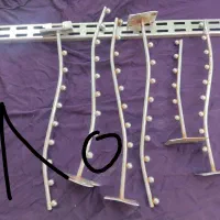 چوب لباسی بچگانه و لباس زیر و فلزی و کله مانکن|بندرخت و رخت‌آویز|کرمانشاه, |دیوار