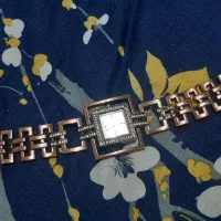 چند عدد ساعت|کلکسیون و سرگرمی|رشت, معلم|دیوار