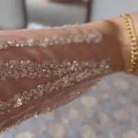 پیراهن مجلسی|لباس|بابل, |دیوار