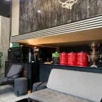 نیرو خانم باریستا کافه