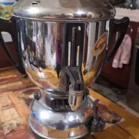 سماور گازی زمردیان چهار لیتری کارکرده سالم و تمیز