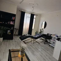 اجاره صندلی و همکاری درصدی با آرایشگران زیبایی