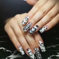 کاشت وترمیم ناخن|خدمات آرایشگری و زیبایی|قائمشهر, |دیوار