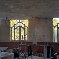 پنجره آهنی و در چوبی|مصالح و تجهیزات ساختمان|بروجرد, |دیوار