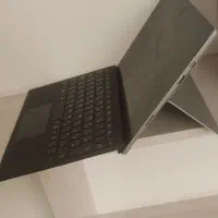 سرفیس 5 پرو به همراه کیبوردو قلم سرفیس بسیار تمیز