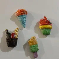 مگنت های یخچالی