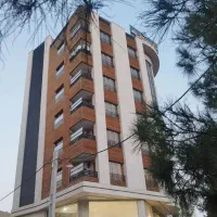140متر-ساختمان-پزشکان-با-دسترسی-فوق-العاده-سه-نبش