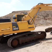 خدمات بیل مکانیکی 300 و 200 کوماتسو خط 7 معادن