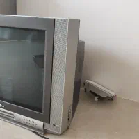 تلویزیون ال جی به همراه دستگاه دیجیتال و میز تی وی|تلویزیون و پروژکتور|ابهر, |دیوار