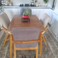 میز غذاخوری