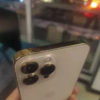 iPhone 13 Pro Max|موبایل|قم, صفائیه|دیوار