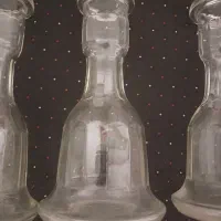 شیشه قلیان|کلکسیون اشیاء عتیقه|یزد, |دیوار