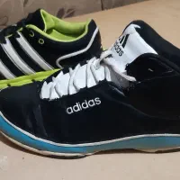 کتانی آدیداس اصل خوش رنگ وویتنام سایز ۴۲ و ۴۲ونیم