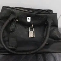 مقداری کیف و لباس|لباس|بیرجند, |دیوار