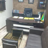 منشی دفتر وکالت با حقوق و ساعت کار عالی