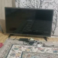 یک عدد تلویزیون ۳۲ اینچ کاملاً سالم در حد نو