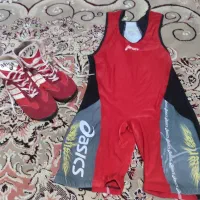 کفش و دوبنده کشتی