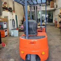 دستگاه لیفتراک برقی Ta148