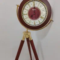 ساعت ایستاده