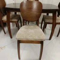 میزغذاخوری با۴صندلی  شیک وتمیز((درحدنو))