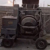 بتن ریزی با خلاطه . امینی