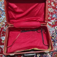 چمدان و دوربین کلکسیونی|کلکسیون اشیاء عتیقه|نوشهر, |دیوار