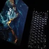 لپ تاپ لنوو در حد آکبند بدون خط و خش