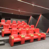 صندلی سینما خانگی اماده نصب