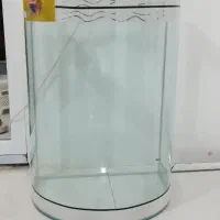آکواریوم شیشه خم