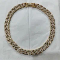 گردنبند نگینی