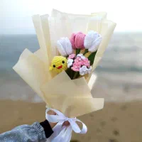 سفارش عروسک و دسته گل بافتنی