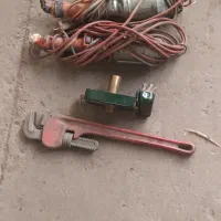 تعدادی ابزارآلات