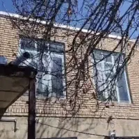 خانه-در-نازلو