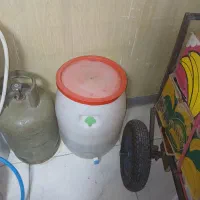 دبه شیر دار