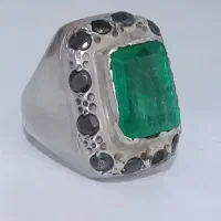 انگشتر زمرد قدیمی