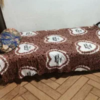 تخت یک نفره فلزی