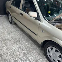 مزدا۳۲۳ تازه بازسازی شده،رویت رنگ