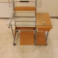 میز کامپیوتر جمع و جور