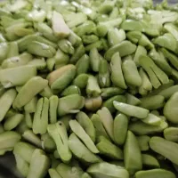 باقالی و نخود فرنگی 250 هزار