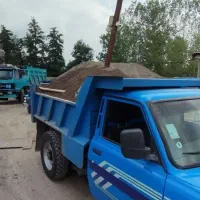 شن و ماسه و حمل نخاله با کارگر و...با نیسان کمپرسی