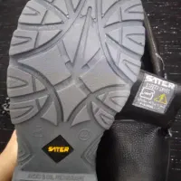 کفش ایمنی|کیف، کفش، کمربند|دزفول, |دیوار