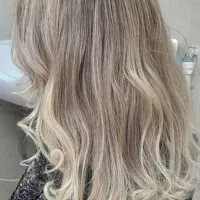 رنگ و لایت و میکاپ|خدمات آرایشگری و زیبایی|ری, ملک‌آباد|دیوار