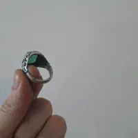 انگشتر زمرد با پایه نقره|جواهرات|جرقویه, |دیوار