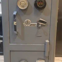 گاوصندوق اصل کاوه دو طبقه مشابه نو صندوق