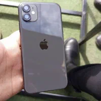 ایفون ۱۱ نرمال لاکاغذی