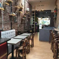 ۳۰۰متر بر اصلی مناسب سفره خانه و رستوران